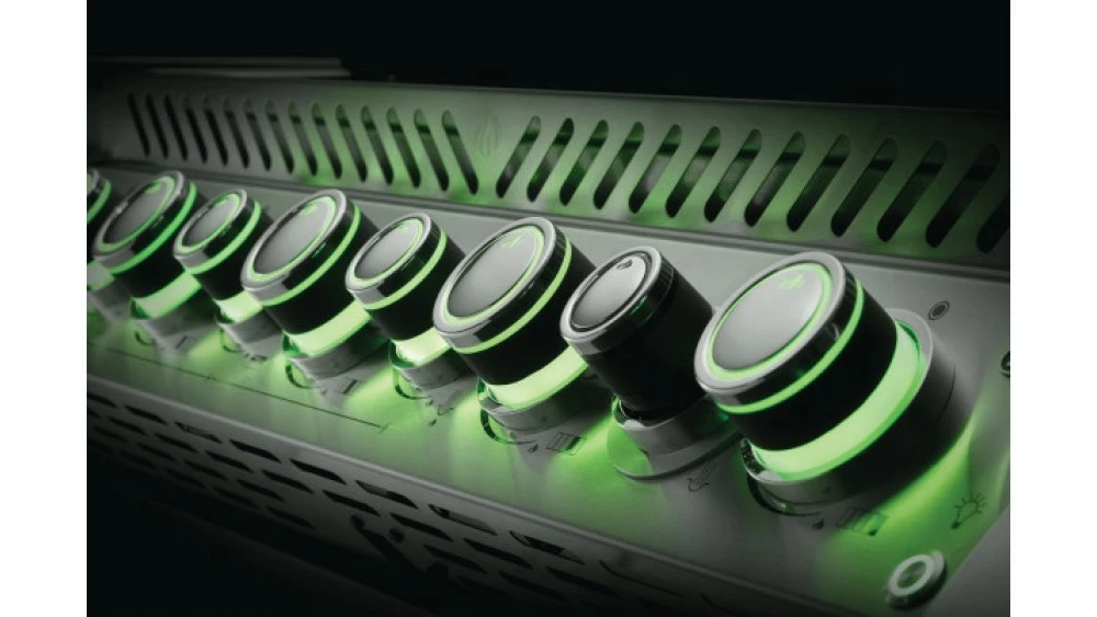 Napoleon Prestige PRO500RSIBPSS-3-GB Gas BBQ - Free Rotisserie And Cover 9 Napoleon Prestige PRO500RSIBPSS-3-GB Gas BBQ - Free Rotisserie And Cover - Image 7